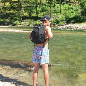 Meet your Posher, Sam